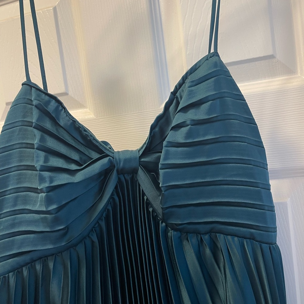 Pleated Spaghetti Strap Midi Dress in Teal - Picture 4 of 12